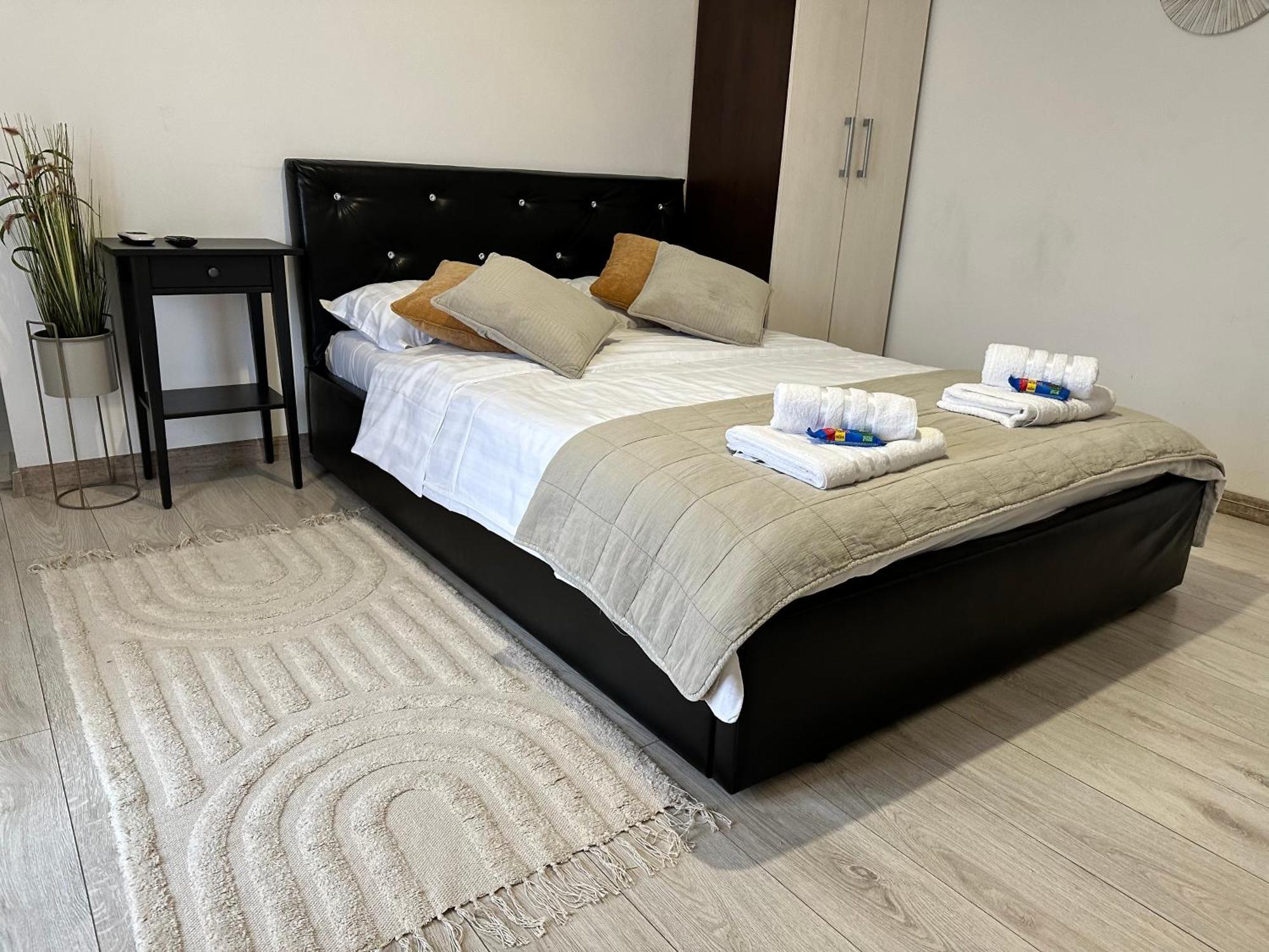 Downtown Studio By Darius Residence Bukurešť Exteriér fotografie